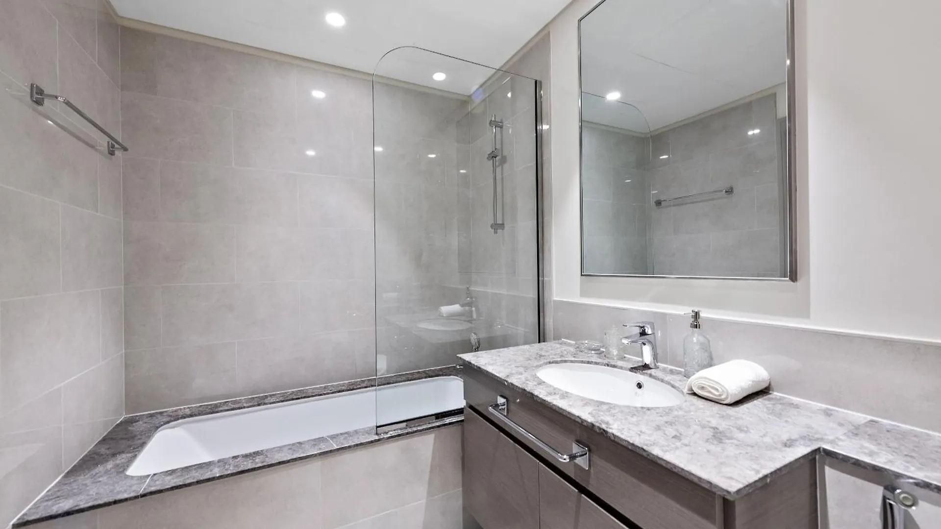 Vayk - Luxury 1 Bd In Downtown Apartment Dubai United Arab Emirates