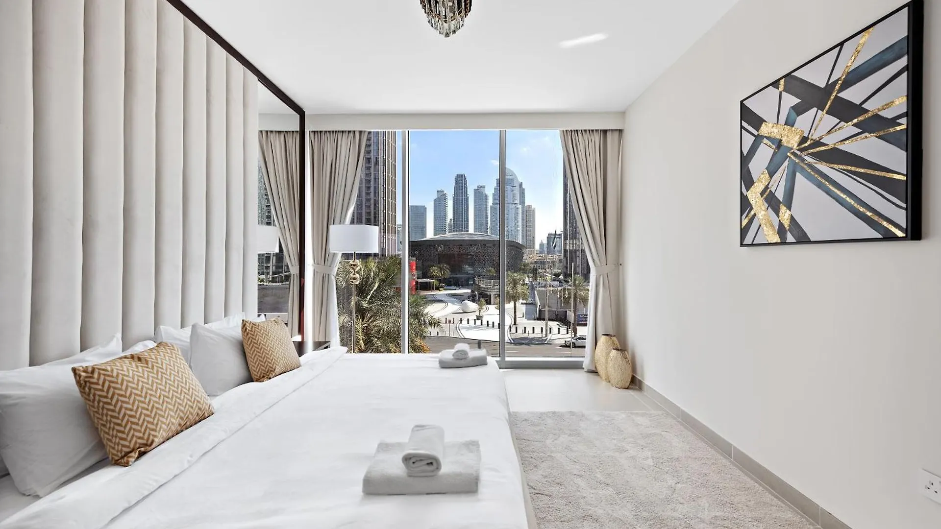 Vayk - Luxury 1 Bd In Downtown Apartment Dubai