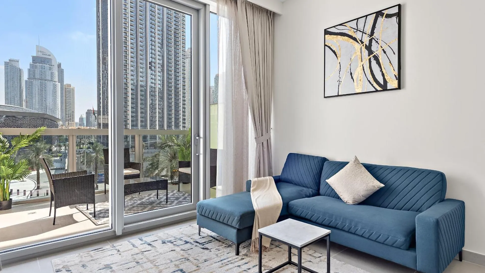 Vayk - Luxury 1 Bd In Downtown Apartment Dubai