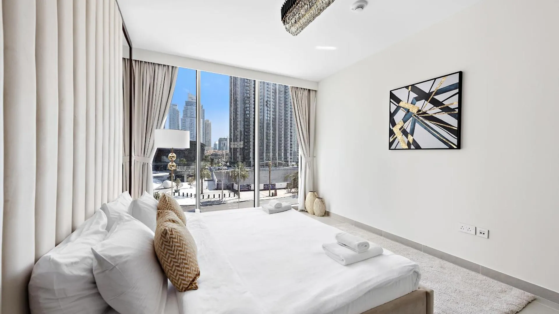 Vayk - Luxury 1 Bd In Downtown Apartment Dubai